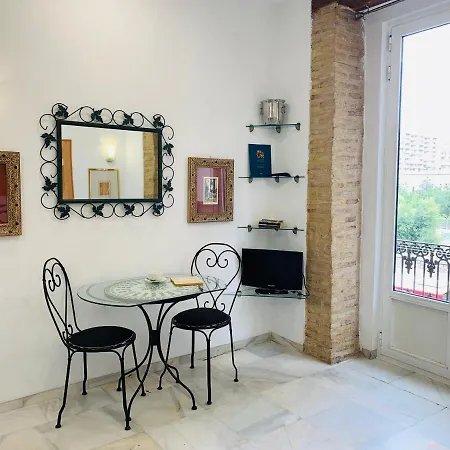 Serrano Park Apartment